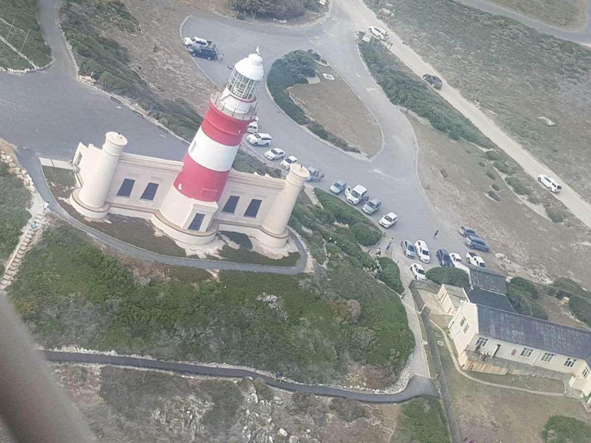 Redsky Self Catering Agulhas Appartement Buitenkant foto
