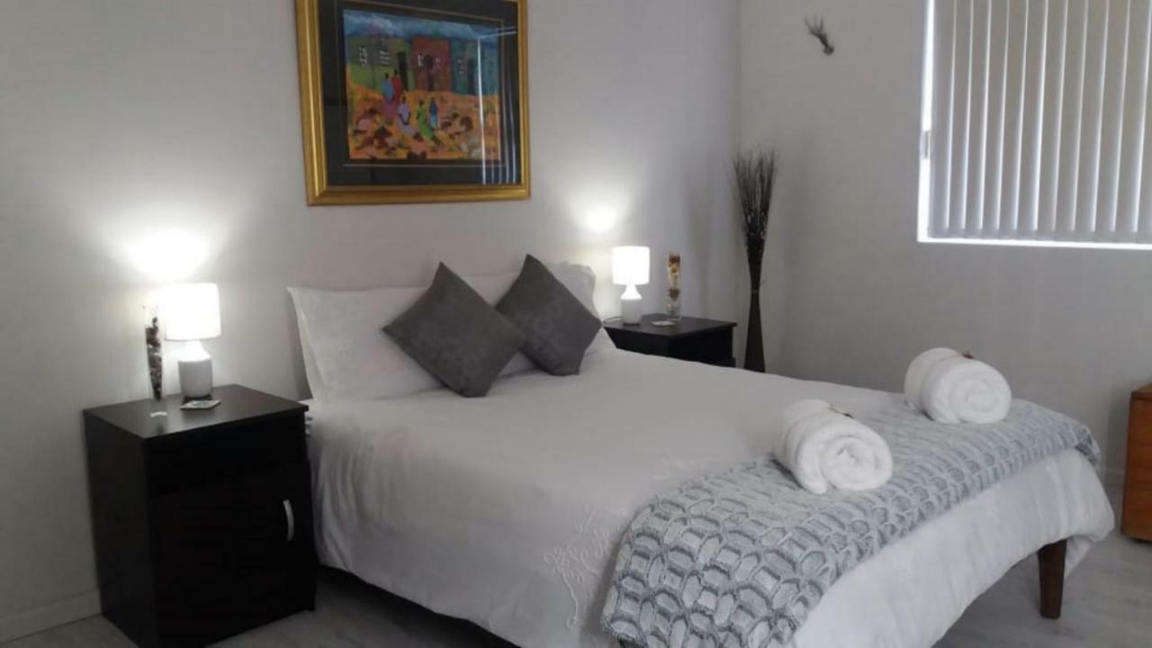 Redsky Self Catering Agulhas Appartement Buitenkant foto